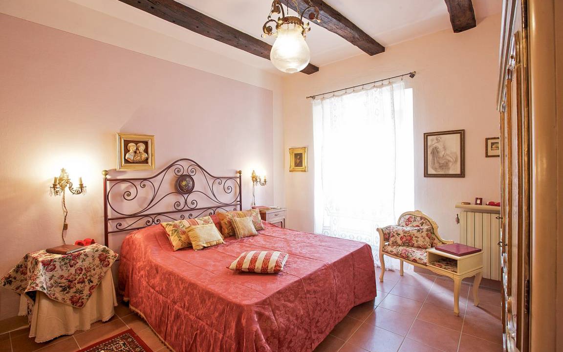 Photo of Bedroom in Orta San Giulio