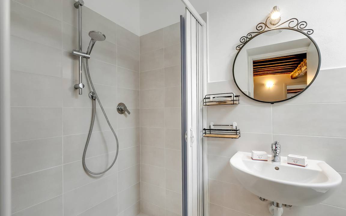 Photo of Bathroom in Montieri