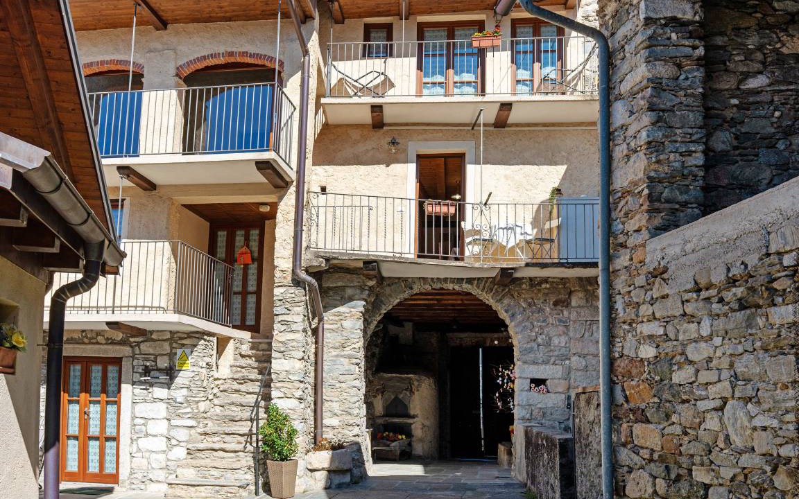 Photo of Others in Armeno