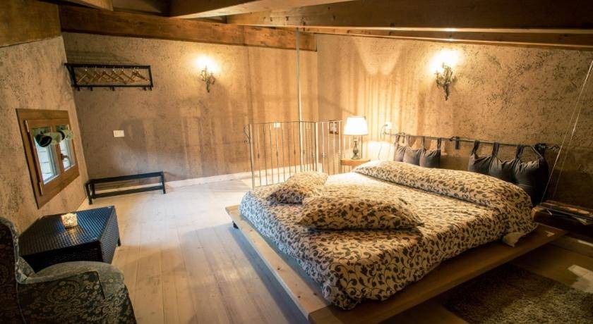 Photo of Bedroom in Castel Madama