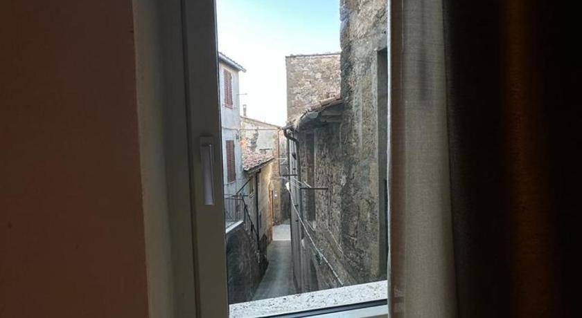 Photo of Others in Pitigliano