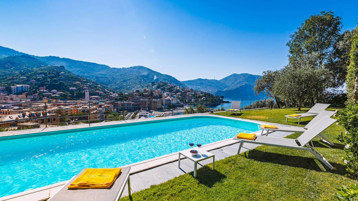 Photo of Others in Recco