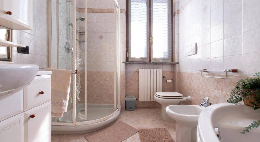 Photo of Others in Osio Sotto