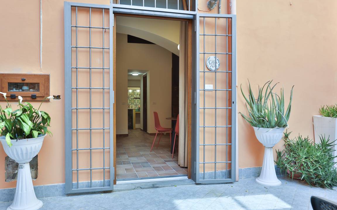 Photo of Buildings in Rione Duomo