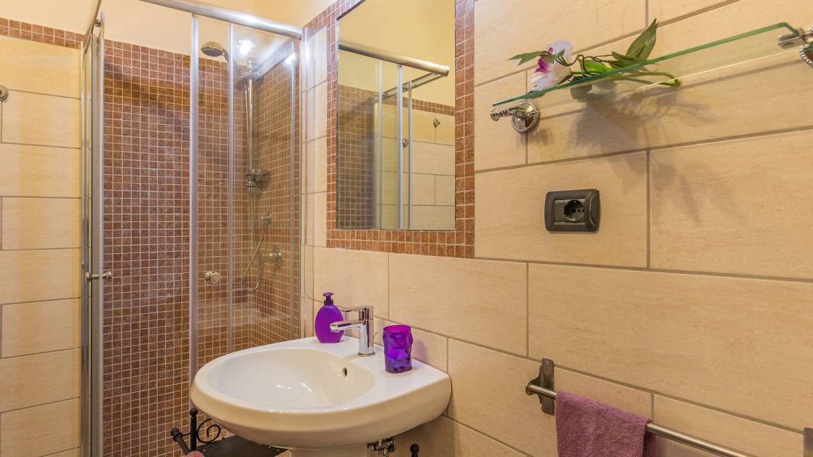 Photo of Bathroom in Montoro
