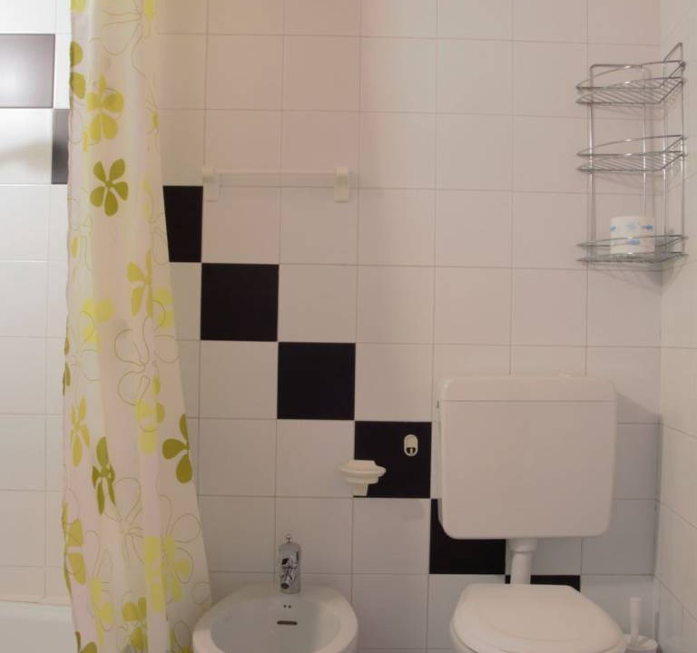 Photo of Bathroom in Garda