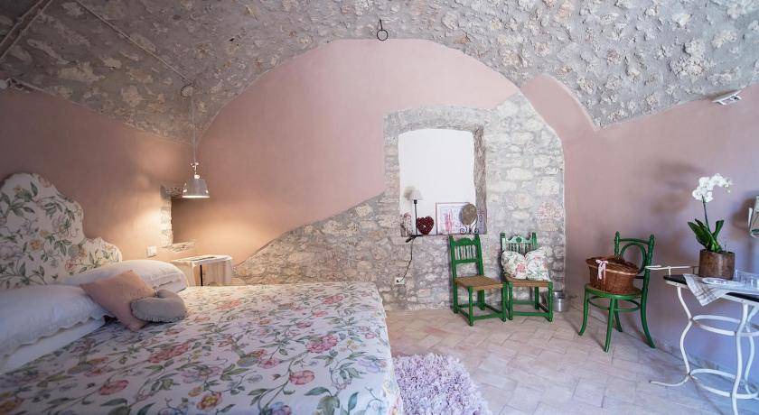 Photo of Others in Sant'Anatolia di Narco