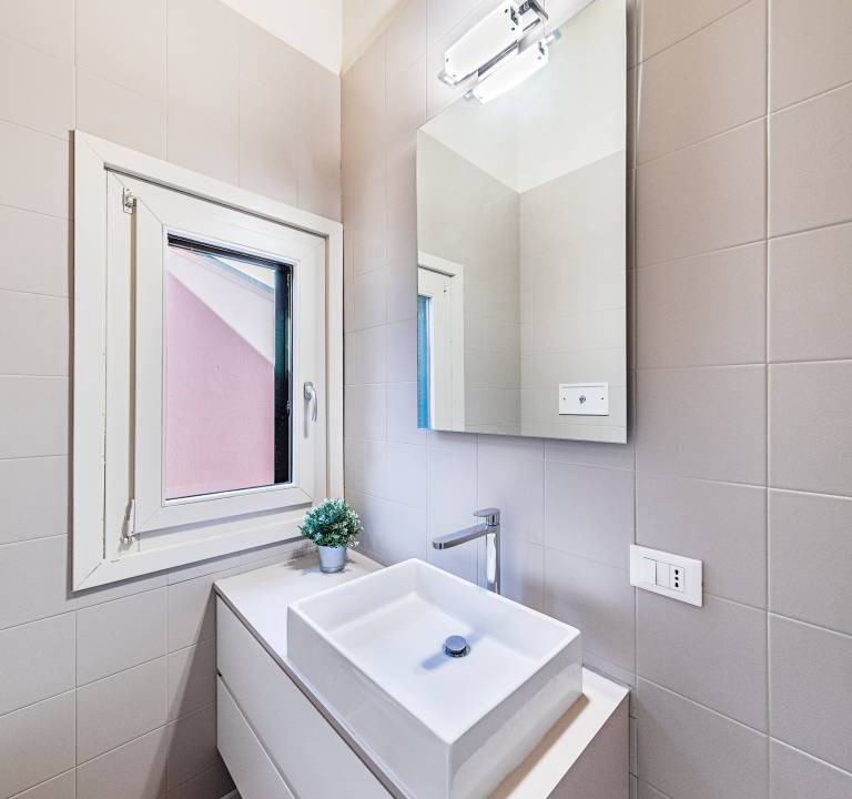 Photo of Bathroom in Crociale
