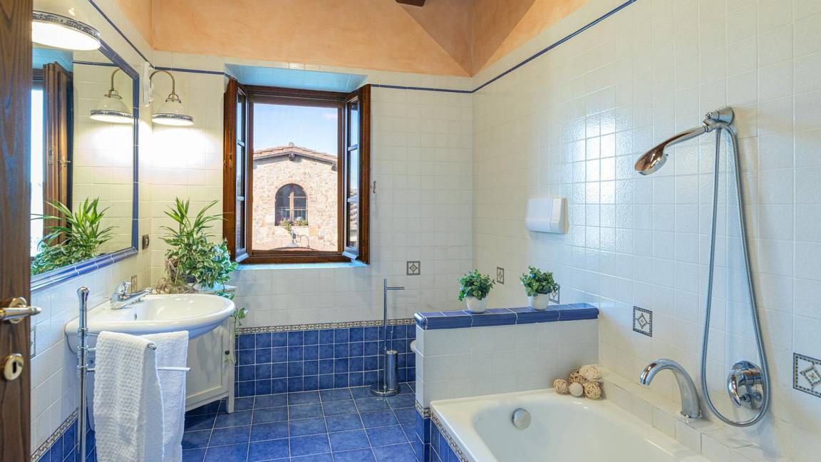 Photo of Bathroom in Castelnuovo Berardenga