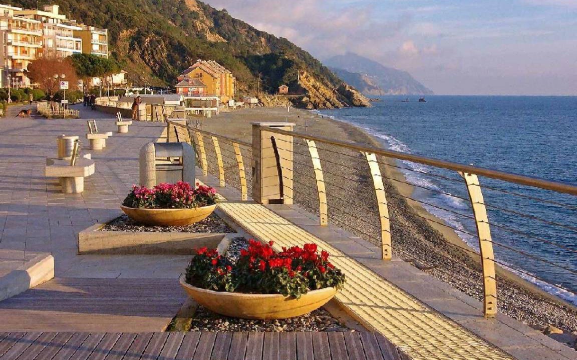 Photo of Others in Deiva Marina