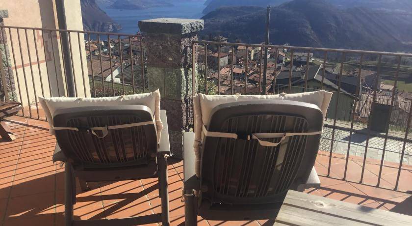 Photo of Patio Balcony in Bossico