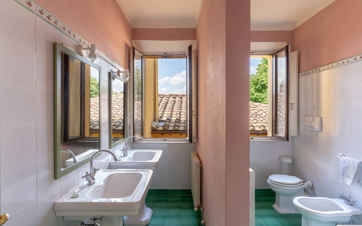 Photo of Bathroom in Siena