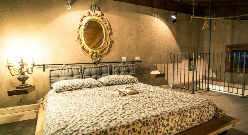 Photo of Bedroom in Castel Madama