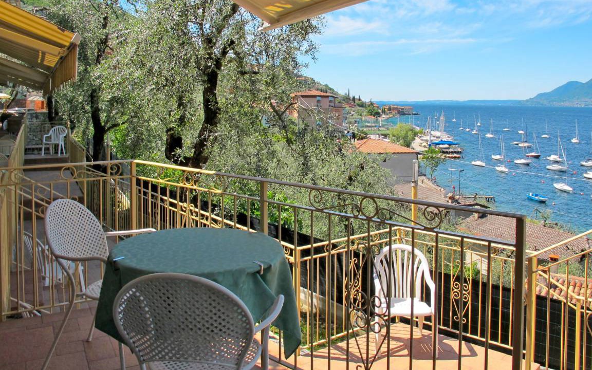 Photo of Patio Balcony in Assenza