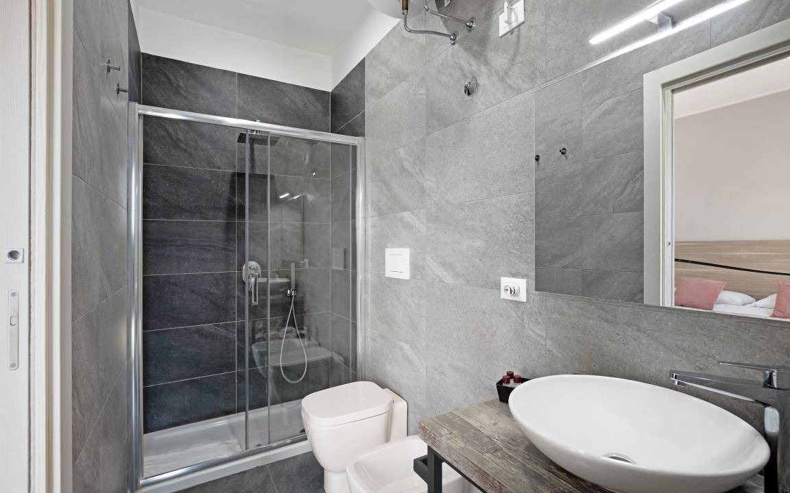 Photo of Bathroom in Naples