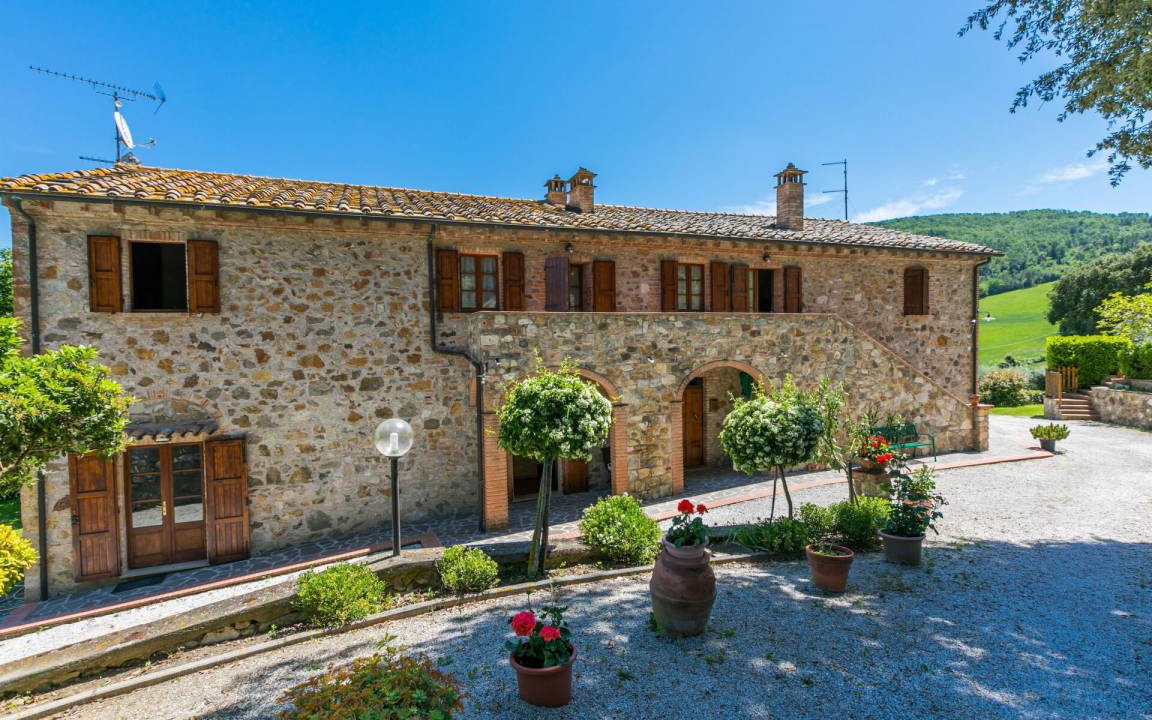 Photo of Others in Volterra