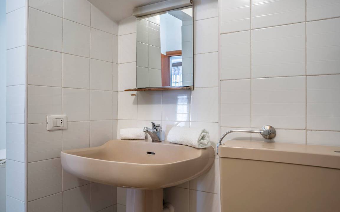 Photo of Bathroom in Denno
