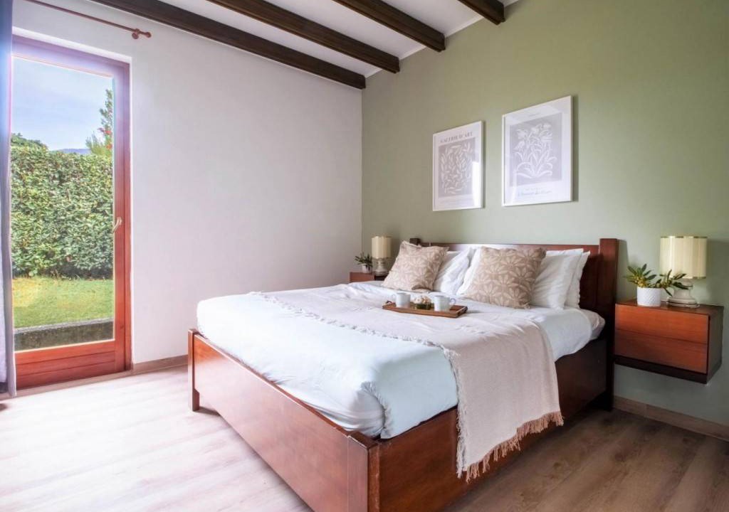 Photo of Bedroom in Porto Valtravaglia