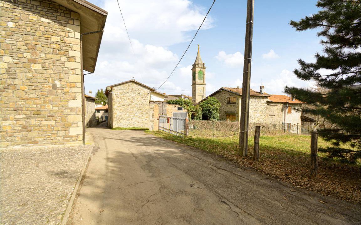 Photo of Others in Burzanella
