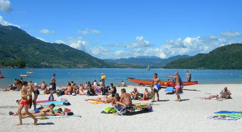 Photo of Others in Calceranica al Lago