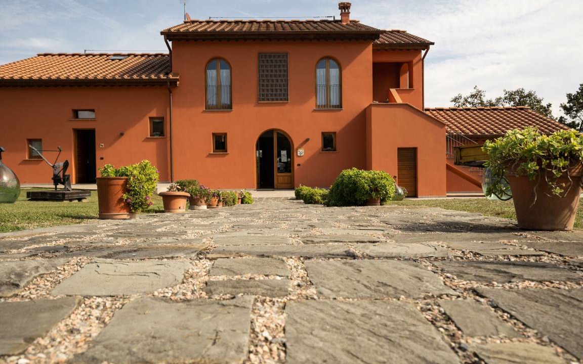 Photo of Buildings in Larciano