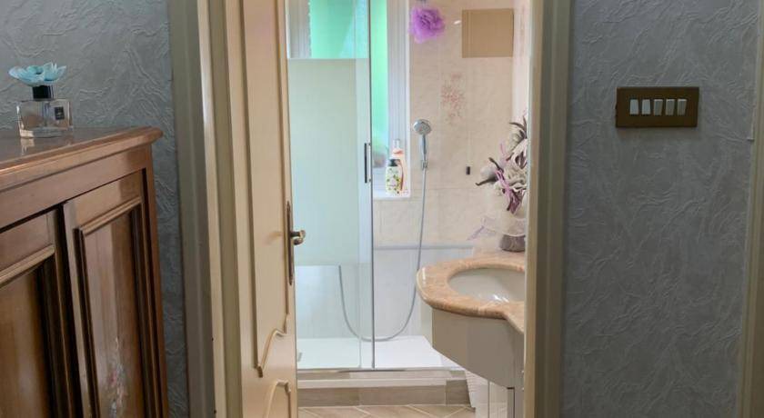 Photo of Bathroom in Struppa