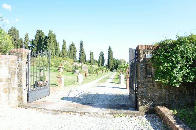 Photo of Others in Uzzano