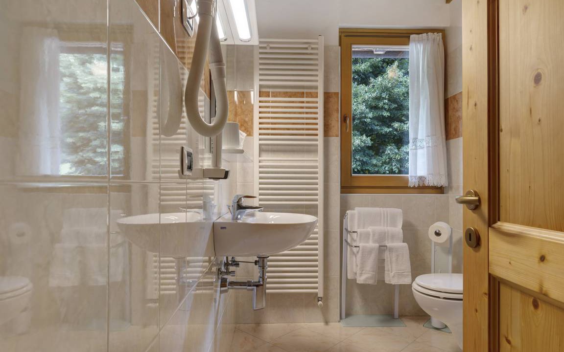 Photo of Bathroom in Caderzone Terme
