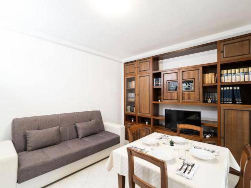 Photo of Livingroom in Zona XXXII Acilia Nord