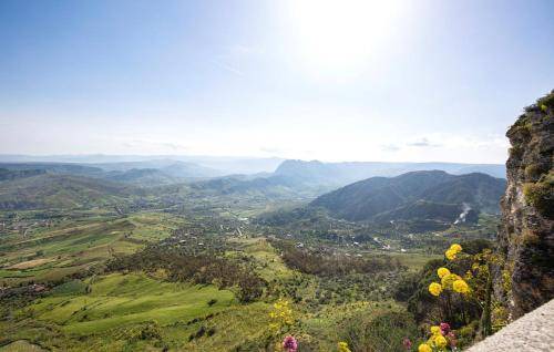 Photo of Outdoor in Cimina