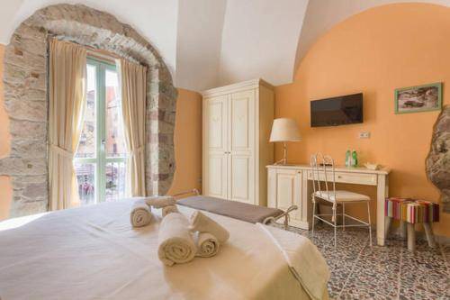 Photo of Bedroom in Bosa Historic Centre