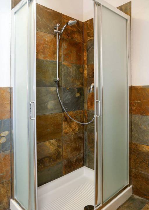 Photo of Bathroom in Raveo