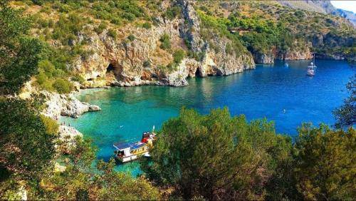 Photo of Others in Camerota