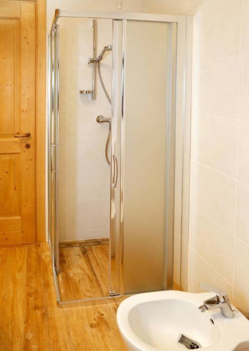 Photo of Bathroom in Raveo
