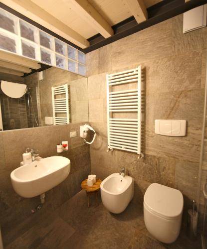 Photo of Bathroom in Pavia