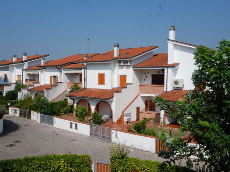Photo of Buildings in Eraclea Mare