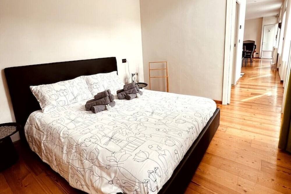 Photo of Bedroom in Cuneo