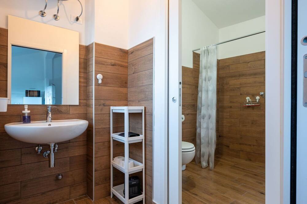 Photo of Bathroom in Donato