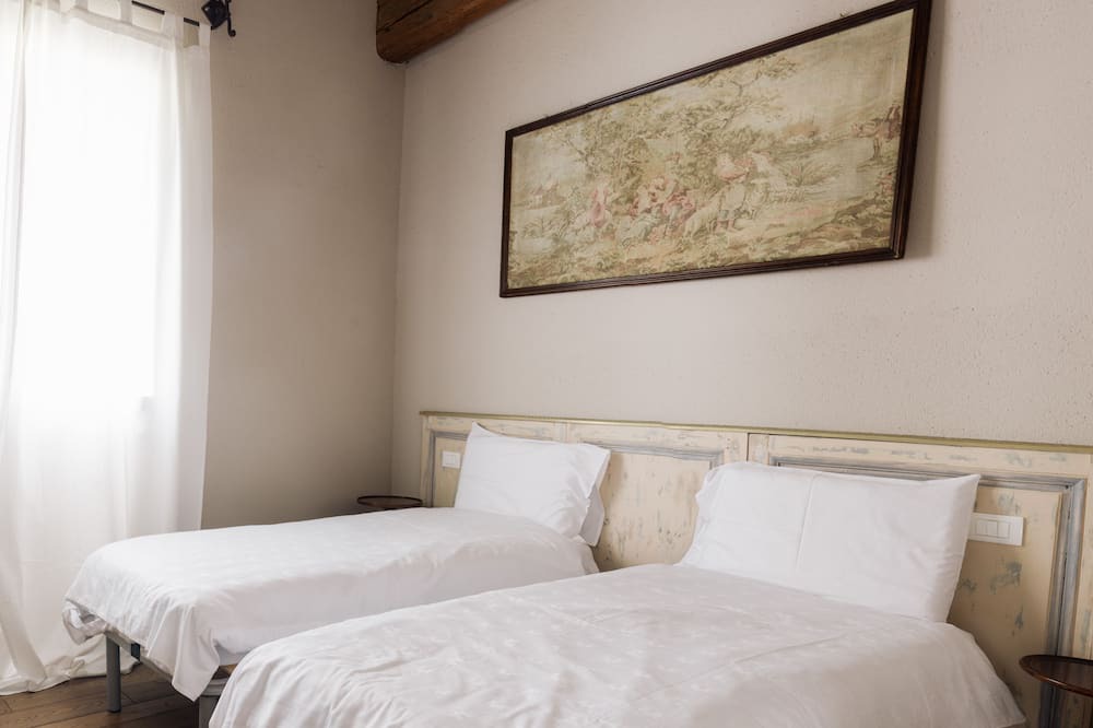 Photo of Bedroom in Botteghe di Albinea
