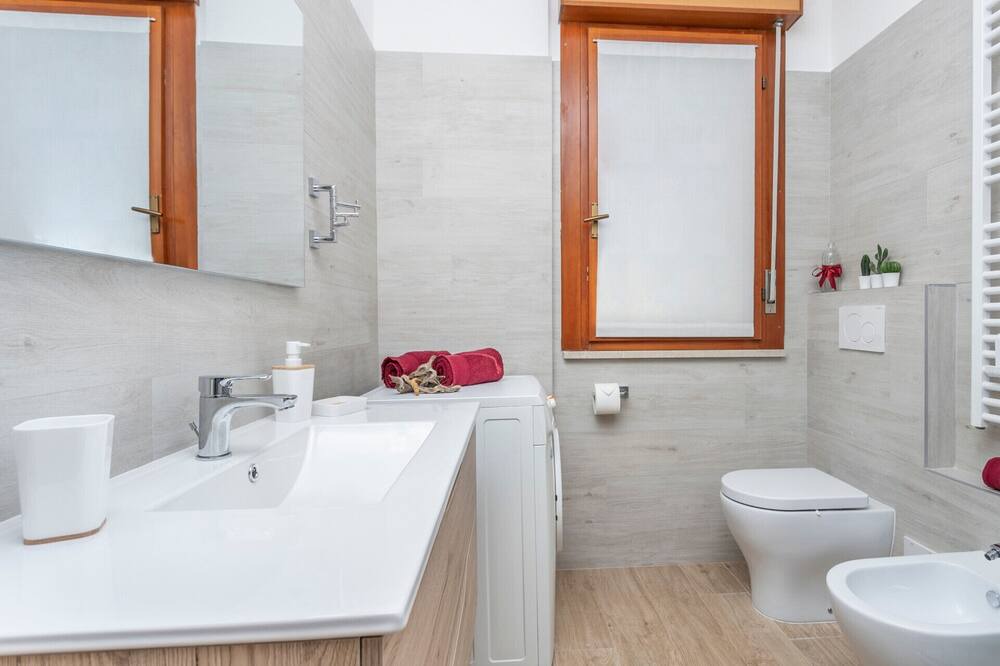 Photo of Bathroom in Colugna