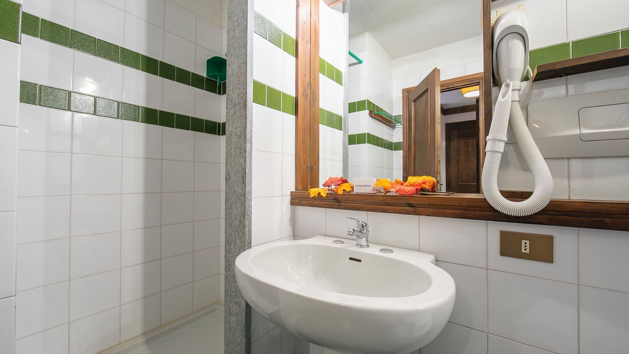 Photo of Bathroom in Grangesises