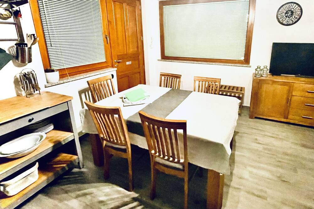 Photo of Bedroom in Nus