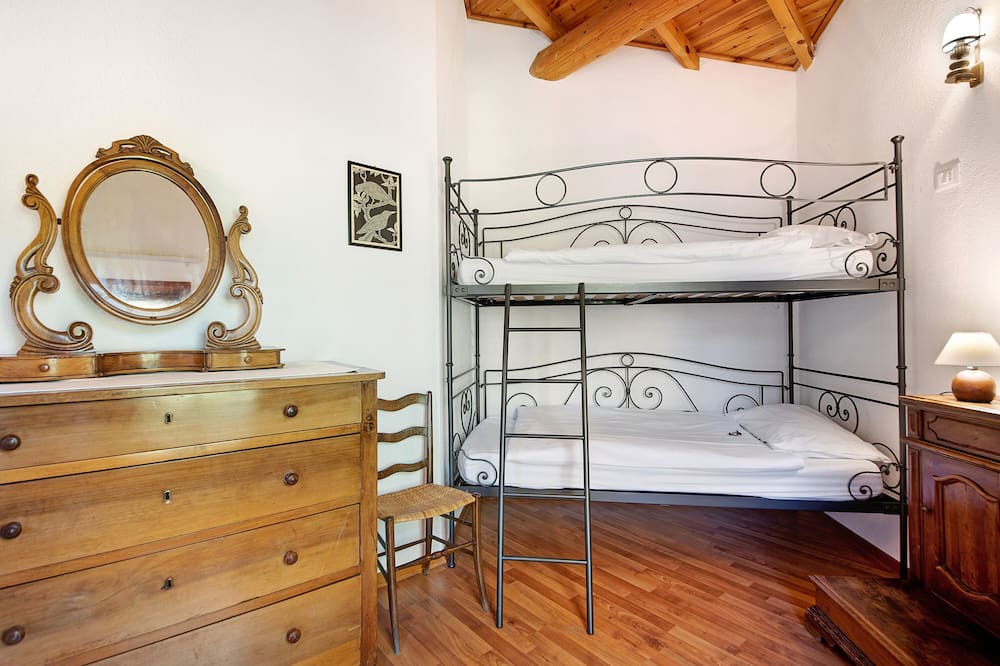 Photo of Bedroom in Santo Stefano dʼAveto