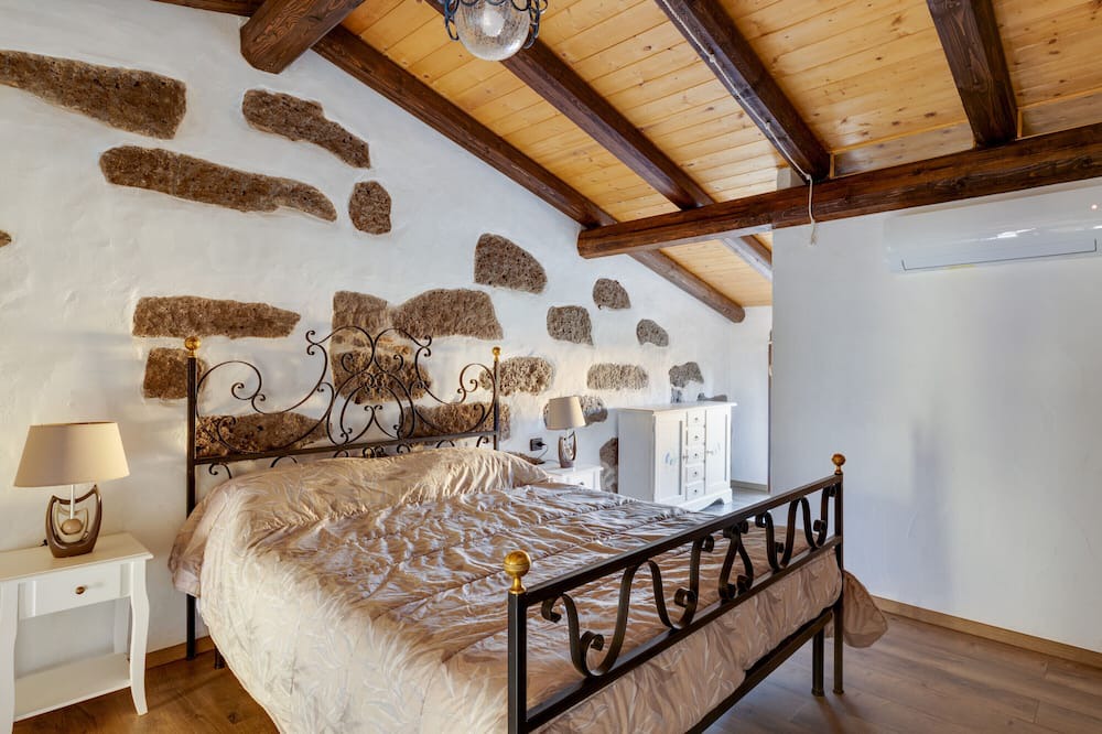 Photo of Bedroom in Abbasanta