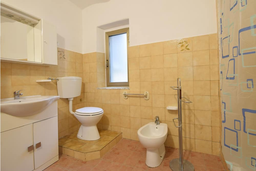 Photo of Bathroom in Fezzano