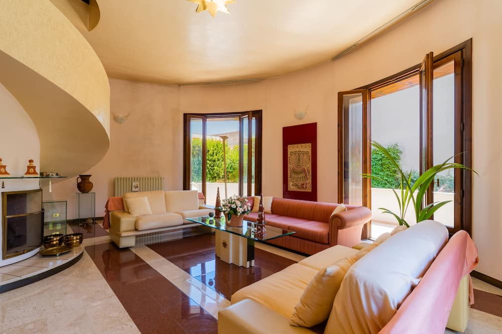 Photo of Livingroom in Sava