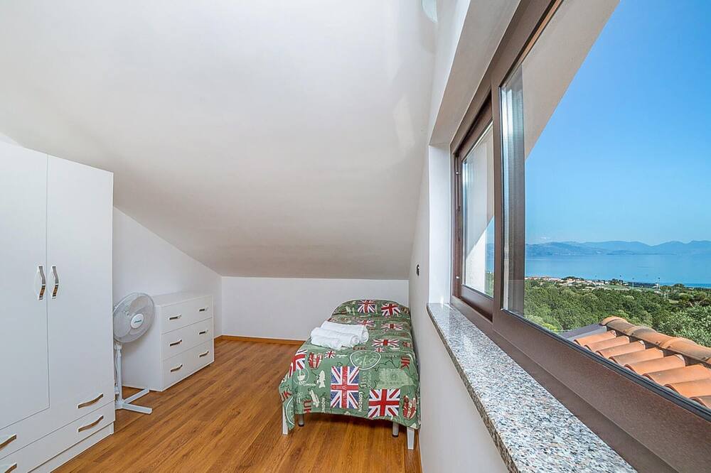 Photo of Bedroom in Policastro Bussentino