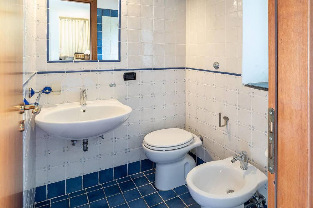 Photo of Bathroom in Pollica