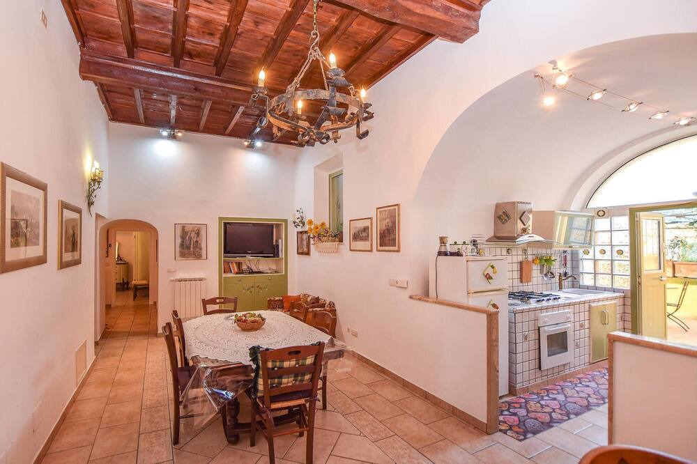 Photo of Livingroom in Canino