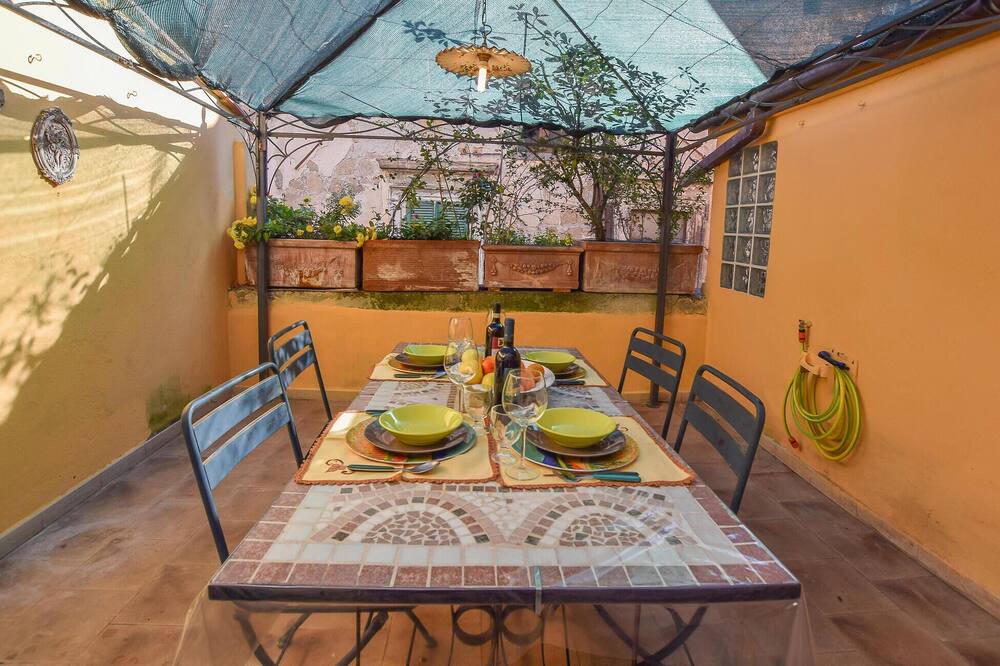 Photo of Outdoor in Canino